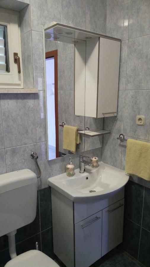 טרוגיר Apartments Zunic מראה חיצוני תמונה