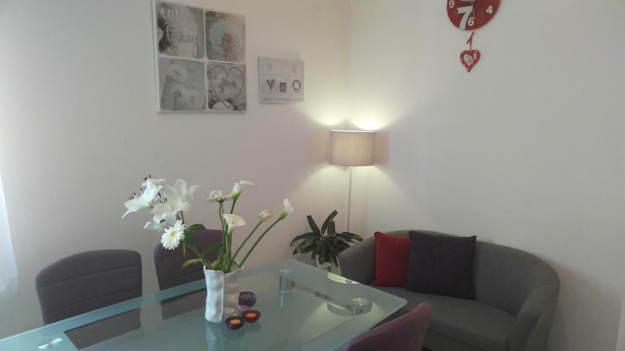 טרוגיר Apartments Zunic מראה חיצוני תמונה