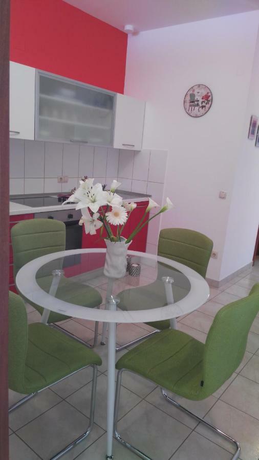 טרוגיר Apartments Zunic מראה חיצוני תמונה