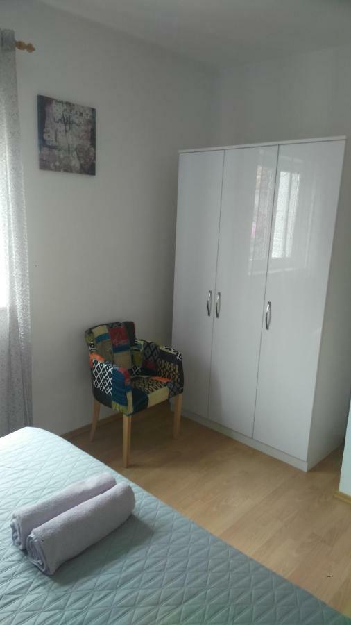 טרוגיר Apartments Zunic מראה חיצוני תמונה